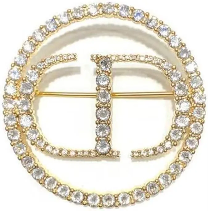 Bild von KLUFO Strass Monogramm Brosche für Damen als luxuriöses Schmuckgeschenk