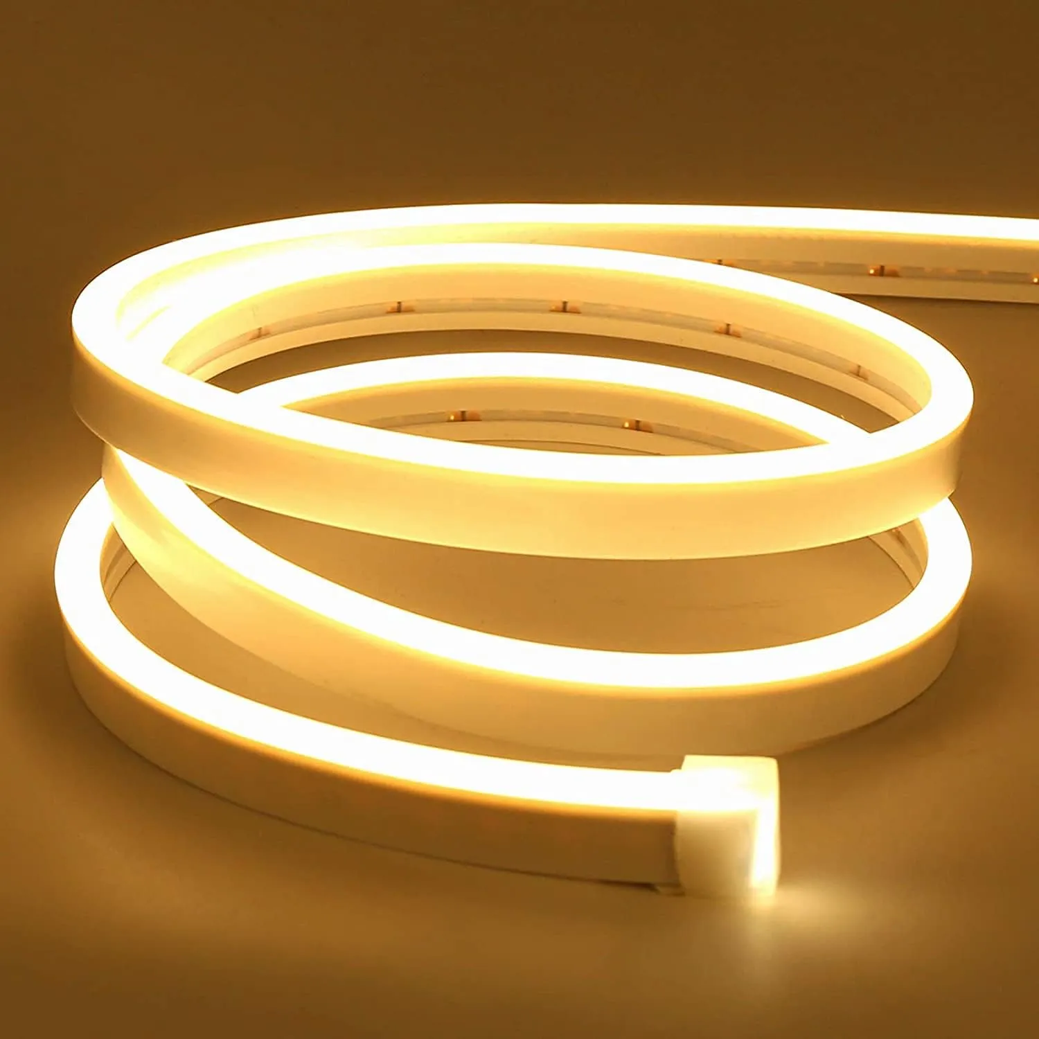 Bild von Lamomo LED Strip 2 Meter warmweiß dimmbar mit 3000K, wasserdicht, flexibel und inklusive Netzteil und Controller für Innen- und Außenbereich