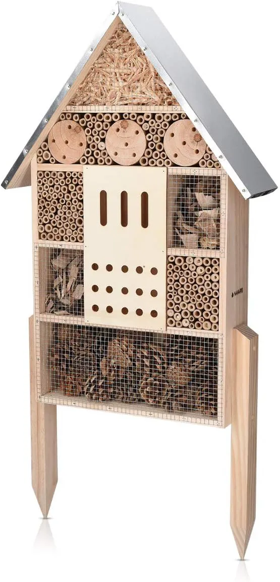 Bild von Navaris wetterfestes Insektenhotel aus Holz für verschiedene Fluginsekten mit Standfüßen