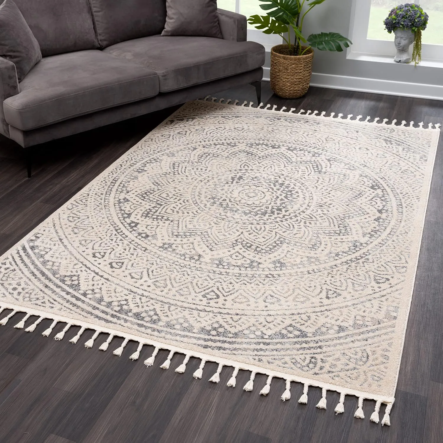 Bild von payé Mandala Teppich in Beige und Grau mit Fransen, 160x230 cm, ideal für Wohnzimmer, Schlafzimmer und Flur