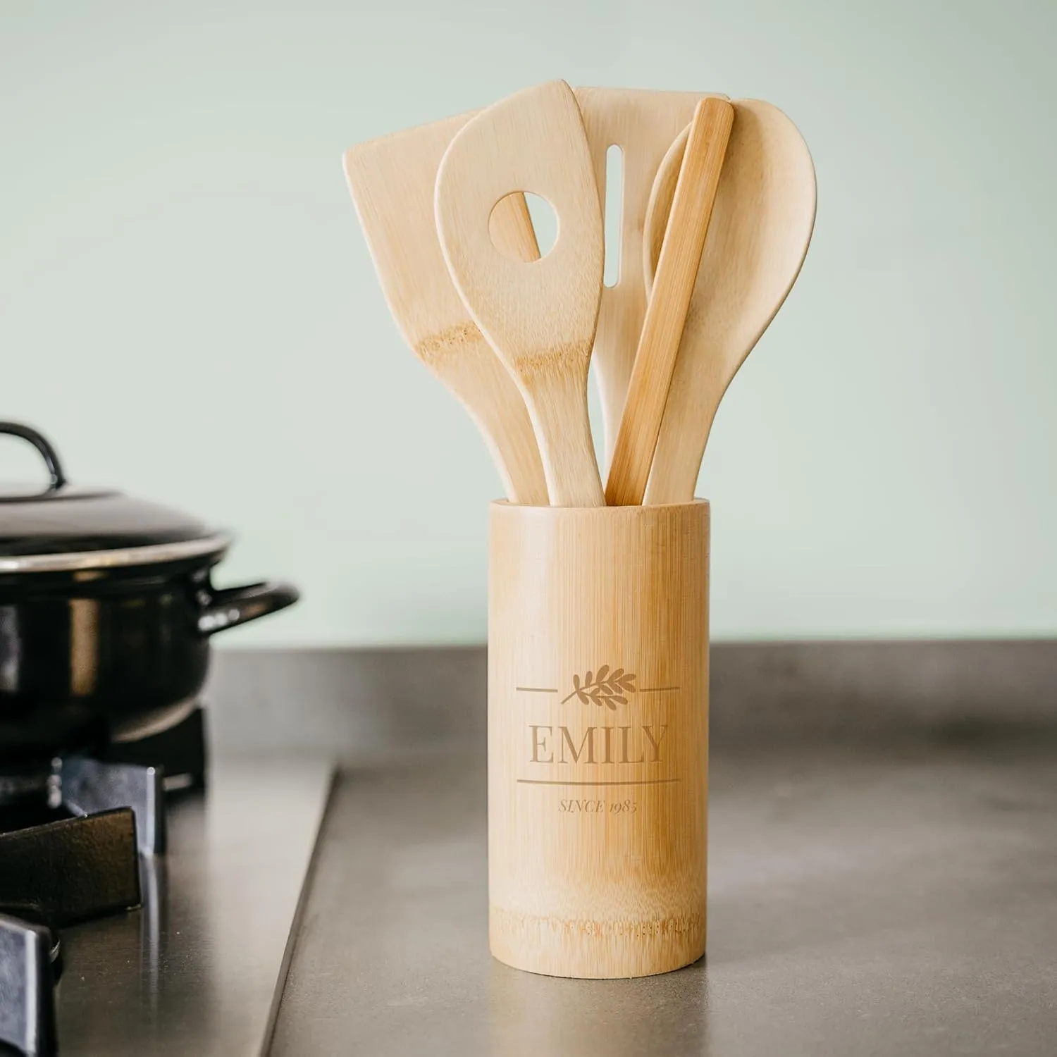 Bild von Personalisiertes Küchenutensil aus Bambus mit hochwertiger Gravur, Maße 16,5 x 7,5 cm
