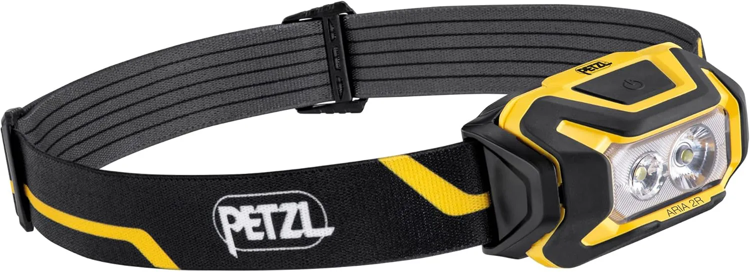 Bild von Petzl ARIA 2R kompakte wasserdichte Stirnlampe mit 600 Lumen und wiederaufladbarem Akku in Schwarz und Gelb