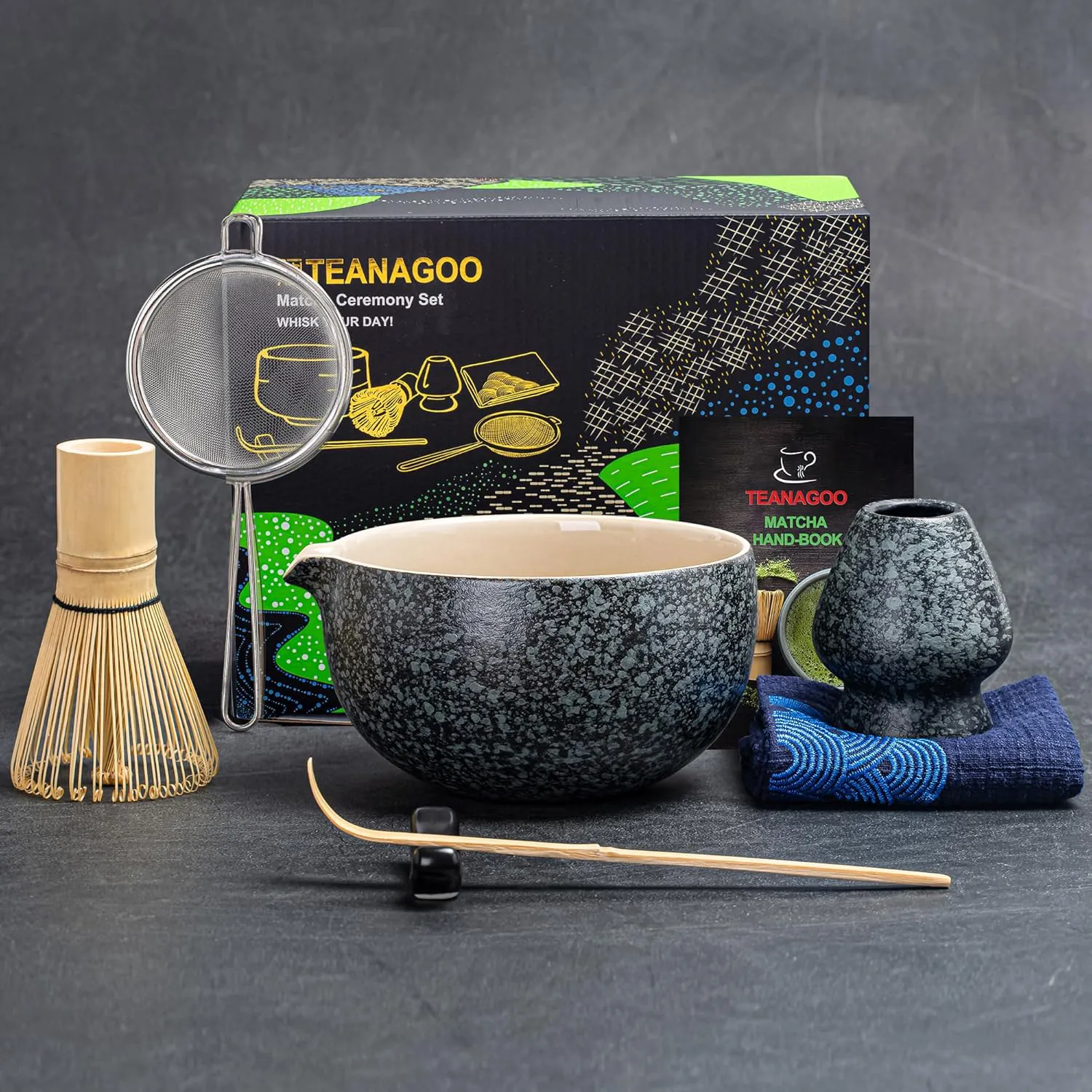 Bild von TEANAGOO Matcha Set mit 7 Teilen in Anthrazitgrau, inklusive Schale, Ausgießer und Bambusbesen