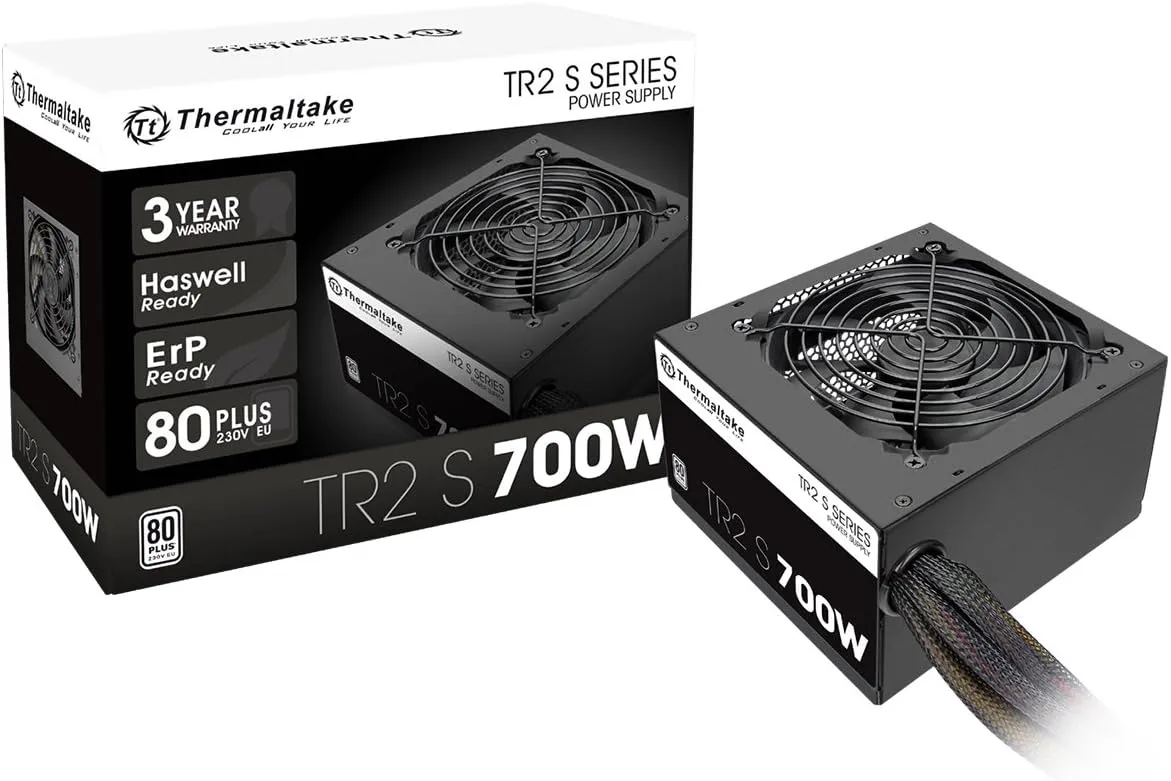 Bild von Thermaltake TR2 S 700W ATX Netzteil mit 80 Plus Zertifizierung und leisen 120mm Lüfter in Schwarz