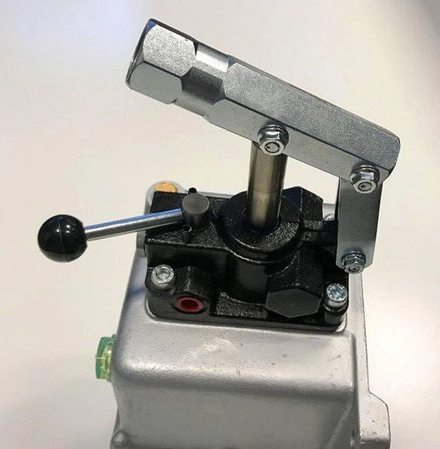 Bild von Uzman-Versand 45ccm doppeltwirkende Hydraulik-Handpumpe mit 1 Liter Tank und Handhebel