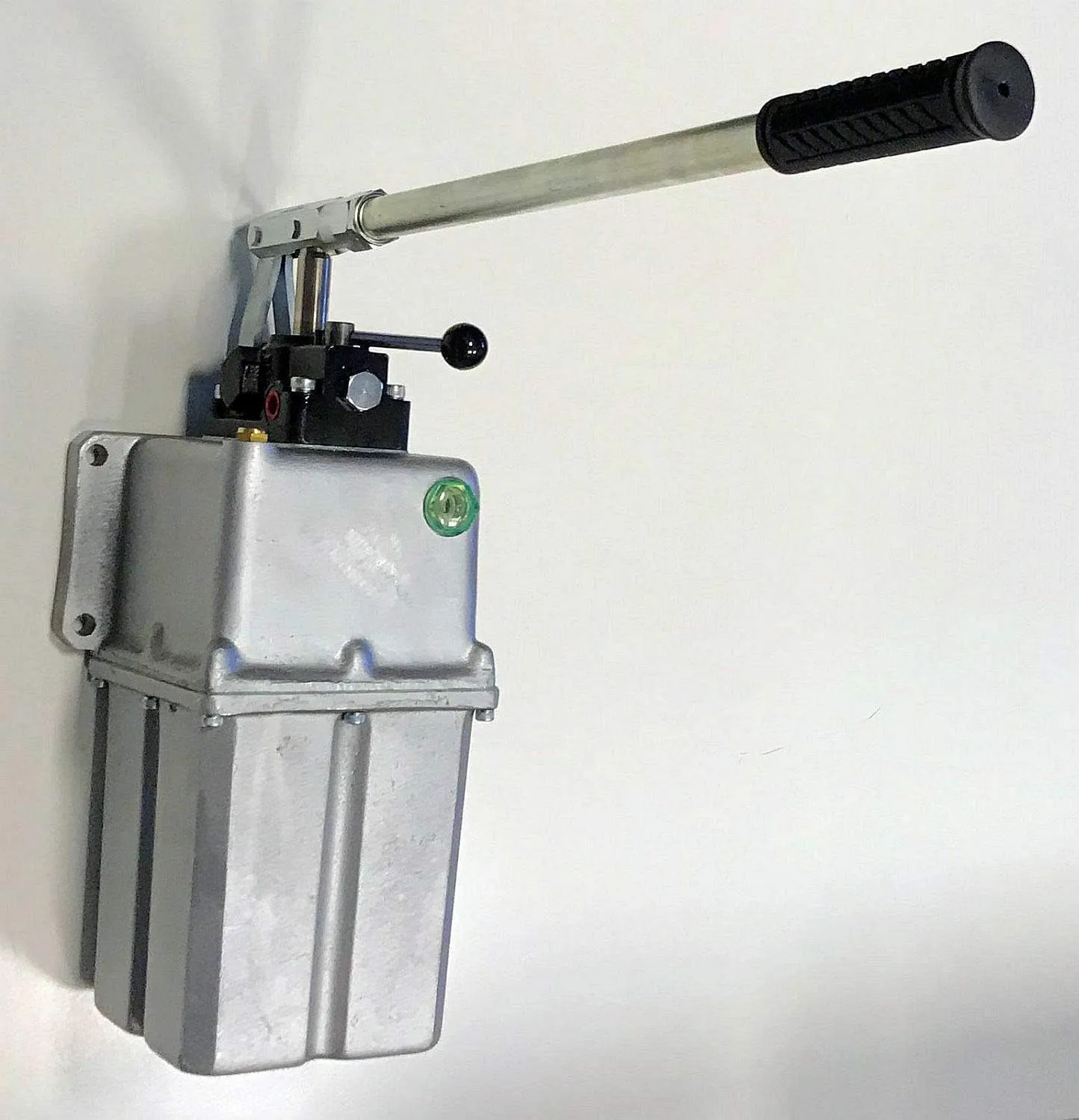 Bild von Uzman-Versand 45ccm Hydraulik Handpumpe mit 5 Liter Tank und Handhebel