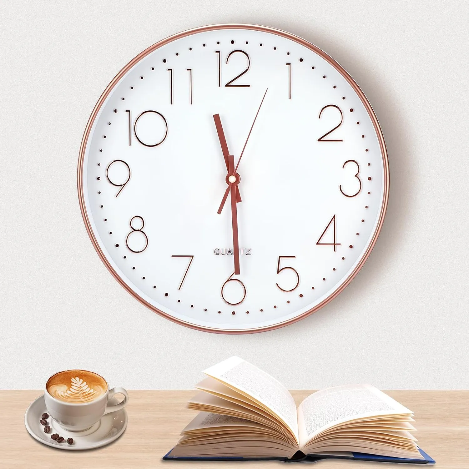 Bild von Wanduhr 30 cm in Rose Gold, lautlos und rund, ideal für Büro, Wohnzimmer, Küche und Kinderzimmer