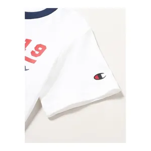 Bild von Champion Jungen Legacy Graphic Shop B-S/S T-Shirt & Long Shorts Anzug – Sportlich und komfortabel